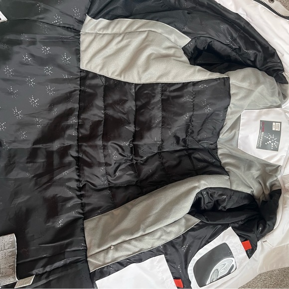 Outer Boundaries womens polar white snow jacket - Picture 4 of 7